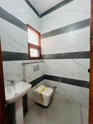 Bathroom in 1 BHK Apartment at LudhianA-Chandigarh Hwy – for Rent
