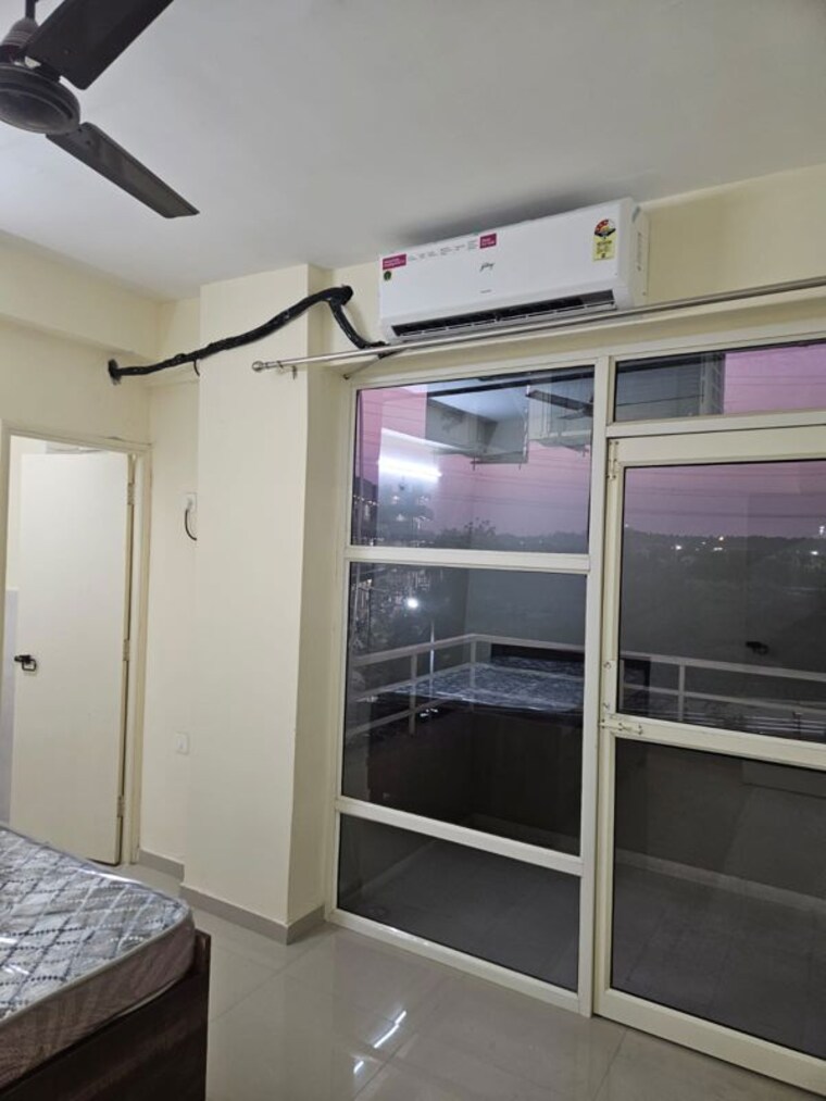 Kitchen, pyramid-altia 3 Bedroom 750 Sq.Ft. Apartment In Sector 70 Gurgaon 10168453