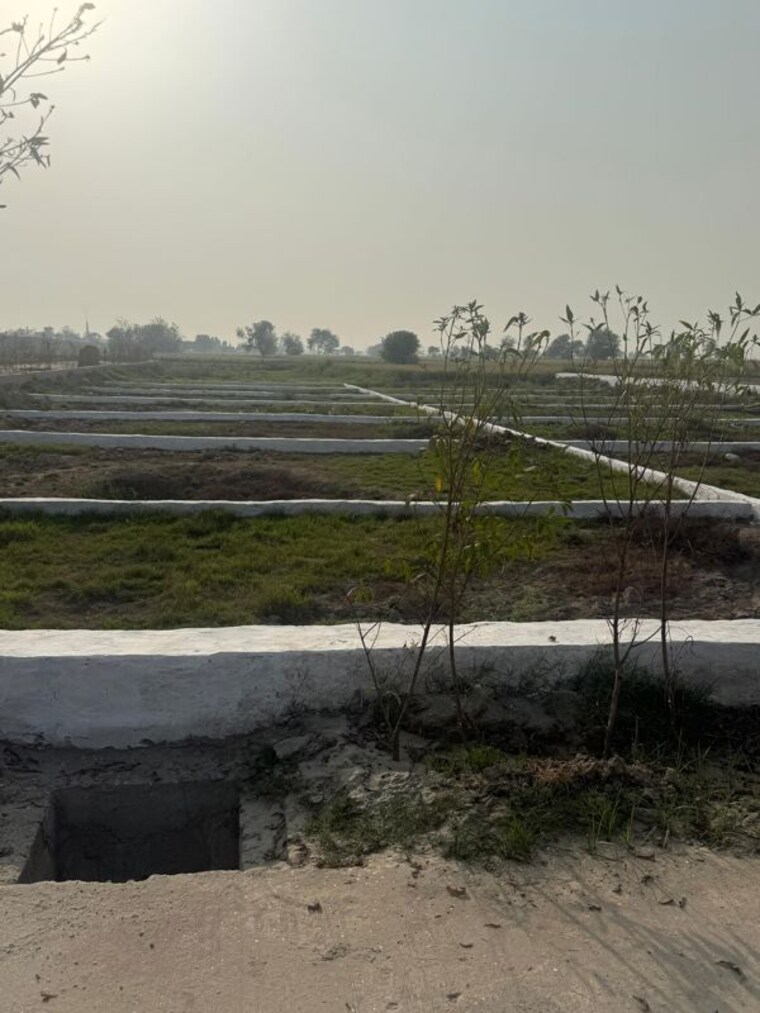 undefined, jewar  100 Sq.Yd. Plot In Jewar Greater Noida 10168488
