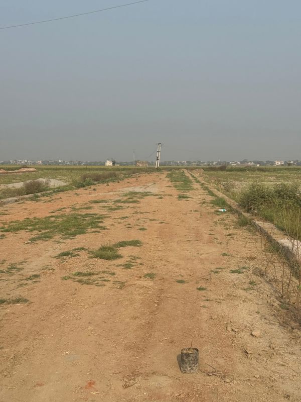Plot For Sale in Jewar