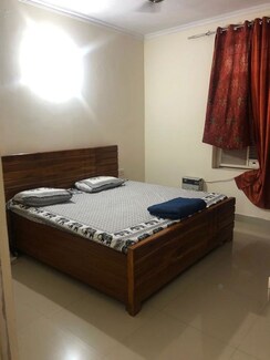 2 BHK + Pooja Room Builder Floor For Rent in SS Mayfield Gardens