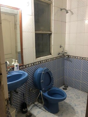 Bathroom in 2 BHK Builder Floor at SS Mayfield Gardens, Sector 51 – for Rent