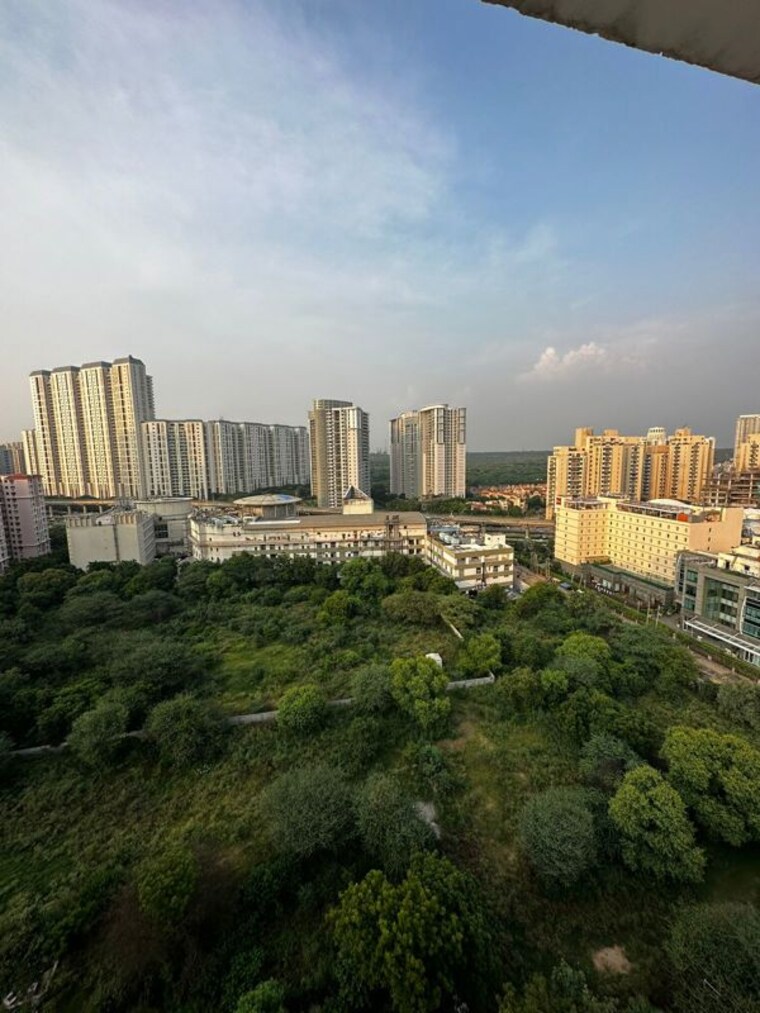 Exterior View, dlf-the-camellias Studio 280 Sq.Ft. Apartment In Sector 42 Gurgaon 10168497