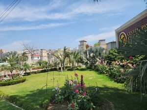 3 BHK Builder Floor – Exterior View View at Central Park Flower Valley, Sohna Sector 33 - for Rent