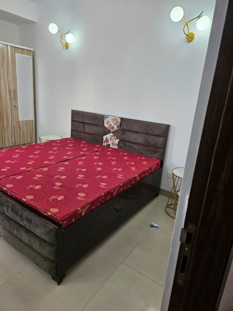 Bedroom, ss-mayfield-gardens 3 Bedroom 1500 Sq.Ft. Builder Floor In Sector 51 Gurgaon 10166323