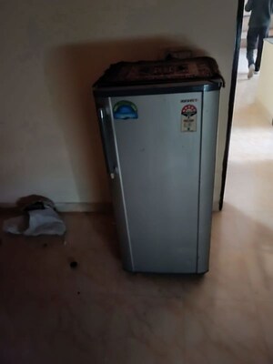 Furnished Amenities in 2 BHK Apartment at Adore Happy Homes, Sector 86 – for Rent