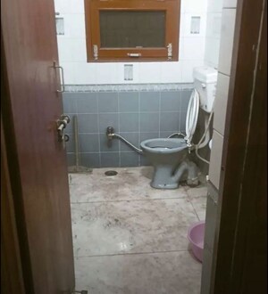 Bathroom in 3 BHK Independent House at Gomti Nagar – for Rent