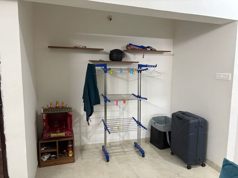 Room, malad east Pg For Boys In Malad East 10168561