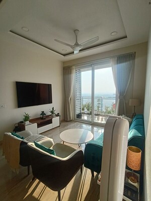 Master Bedroom in 3 BHK Apartment at Ambience Creacions, Sector 22 – for Rent