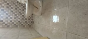 Bathroom in 2 BHK Apartment at DL Pinnacle, Irumbuliyur – for Sale