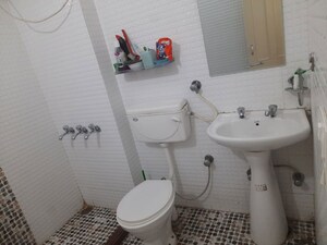 Bathroom in 2 BHK Builder Floor at Sector 38 – for Rent