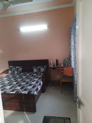 Kitchen in 2 BHK Builder Floor at Sector 38 – for Rent