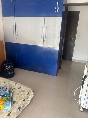 Furnished Amenities in 3 BHK Apartment at Mahagun Mirabella, Sector 79 – for Rent