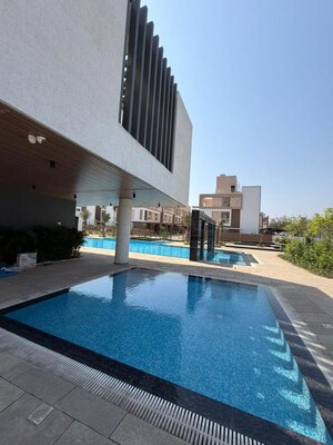 Swimming Pool in 4 BHK Villa at Tathawade – for Rent