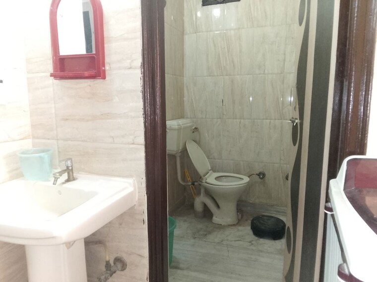 Bathroom, nawada 2 Bedroom 750 Sq.Ft. Builder Floor In Nawada Delhi 10168620
