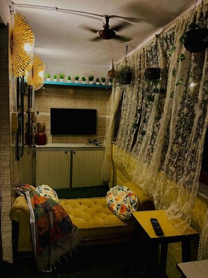 Bedroom in 2 BHK Apartment at Rustomjee Elanza, Malad West – for Rent