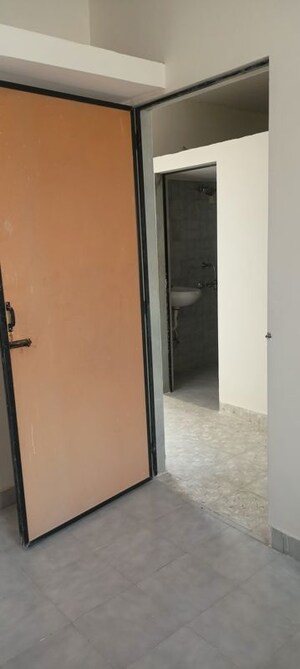 Room in 2 BHK Apartment at Rustomjee Elanza, Malad West – for Rent