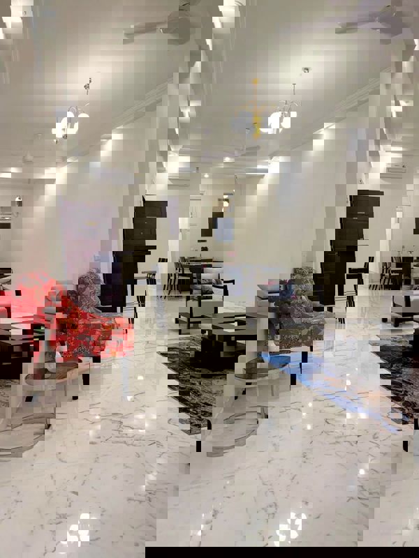 2 BHK + Pooja Room 980 Sq.Ft. Apartment in Crescent Apartment Bandra West