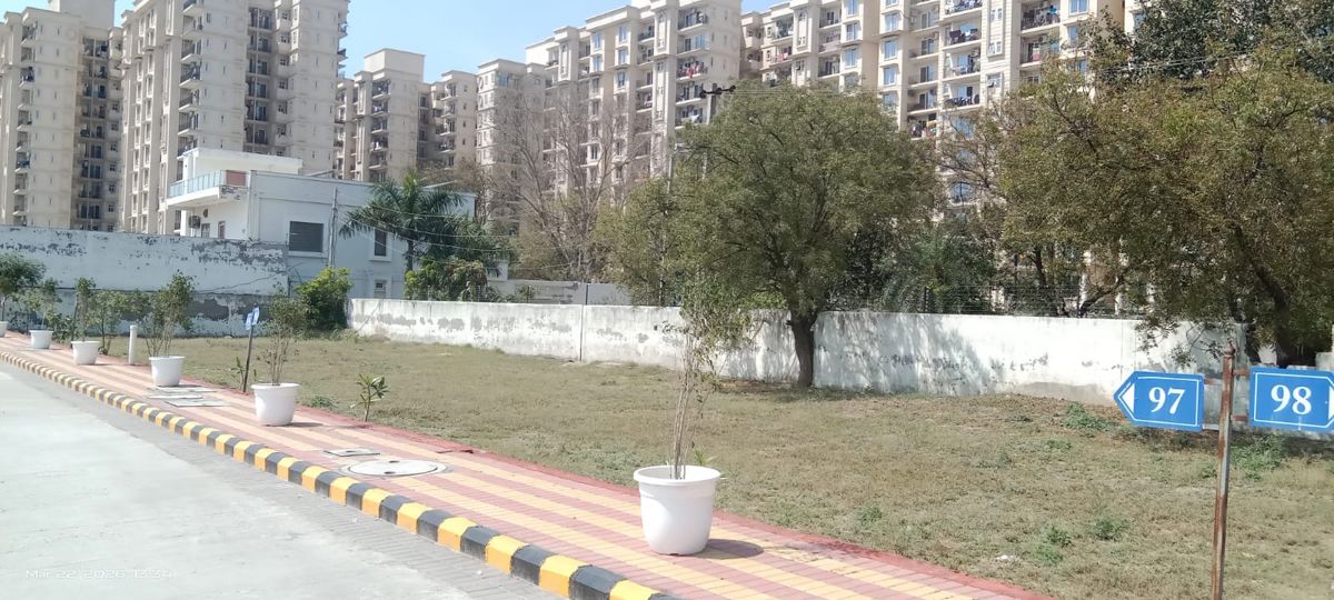 Plot For Sale in ROF Green Meadows