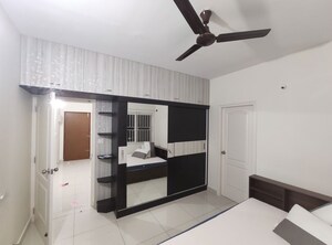 Room in 2 BHK Apartment at Sai Kalyan Ultima, Thanisandra – for Rent