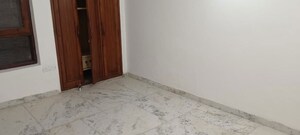 Room in 4 BHK Independent House at Sector 41 – for Rent