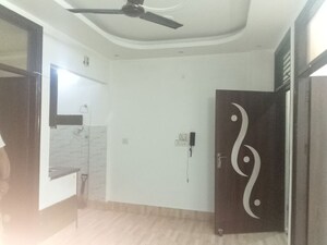 Furnished Amenities in 2 BHK Builder Floor at Nawada – for Rent
