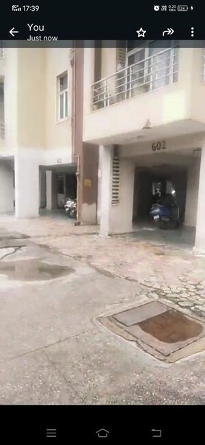 Parking in 2 BHK Apartment at Nimbus Express Park View, Chi V Greater Noida – for Sale