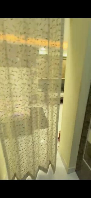 Bathroom in 3 BHK Apartment at Unitech Horizon, Pi Greater Noida – for Sale