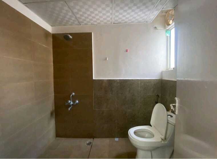 Bathroom, suncity-avenue-76 2 Bedroom 735 Sq.Ft. Apartment In Sector 76 Gurgaon 10168675