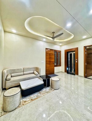 Furnished Amenities in 6 BHK Independent House at Manyawas – for Sale