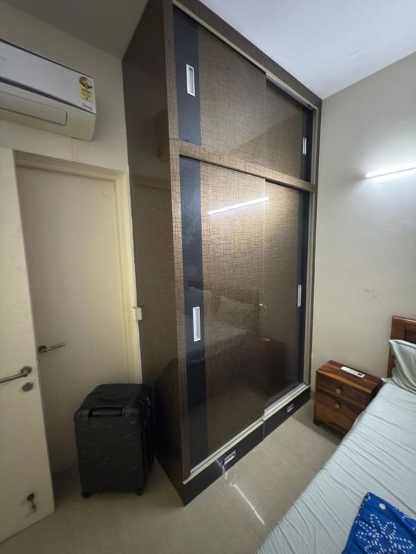 2 BHK + Extra Room Apartment For Sale in Ireo The Corridors