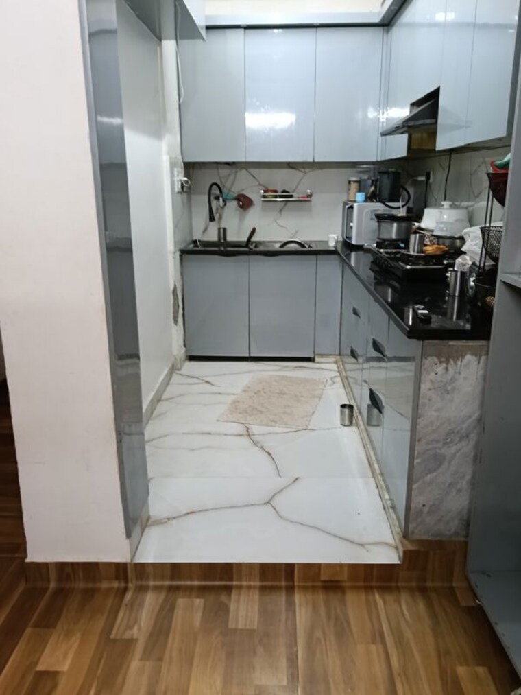 Kitchen, rajendra nagar sector 2 3 Bedroom 120 Sq.Yd. Builder Floor In Rajendra Nagar Sector 2 Ghaziabad 10168711