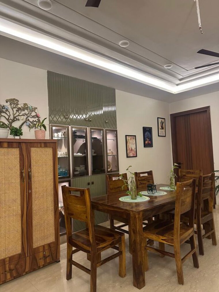 Gym, rwa-residential-society-sector-46 3 Bedroom 2300 Sq.Ft. Builder Floor In Sector 46 Gurgaon 10168718