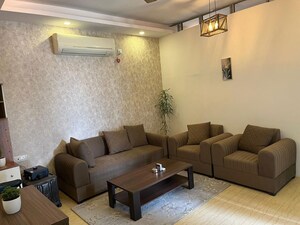 2 BHK Builder Floor For Rent in Sector 38