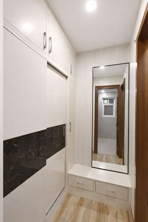 Building Lobby in 4 BHK Builder Floor at Huda Staff Colony, Sector 46 – for Rent