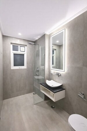 Bathroom in 4 BHK Builder Floor at Huda Staff Colony, Sector 46 – for Rent