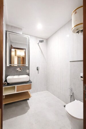 Bathroom in 4 BHK Builder Floor at Huda Staff Colony, Sector 46 – for Rent