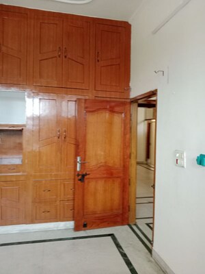 Room in 3.5 BHK Builder Floor at Sector 13 – for Rent