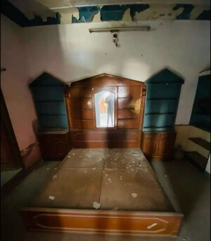 Kitchen in 2 BHK Apartment at Husainganj – for Rent