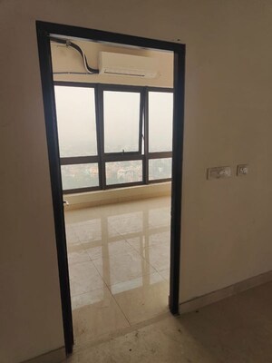 Room in 3 BHK Apartment at Dhoot New Town Extension, New Town – for Rent