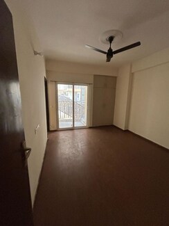 3 BHK Apartment For Rent in Amrapali Terrace Homes