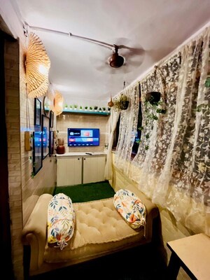 Bedroom in 2 BHK Apartment at JPV Pratap Liberty One, Malad West – for Rent