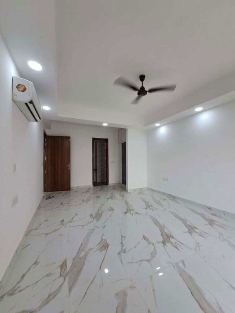 Room, unitech-south-city-1 2 Bedroom 1500 Sq.Ft. Builder Floor In South City 1 Gurgaon 10168783