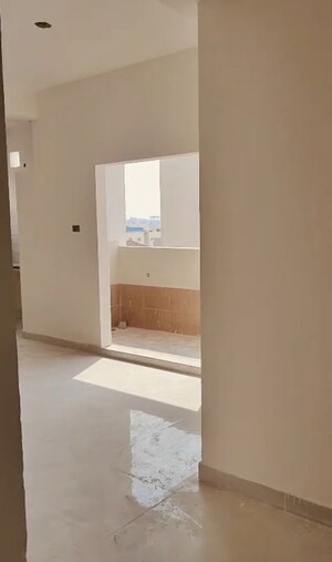 Room in 2 BHK Apartment at Sahasvi Park View Residency, Kompally – for Sale