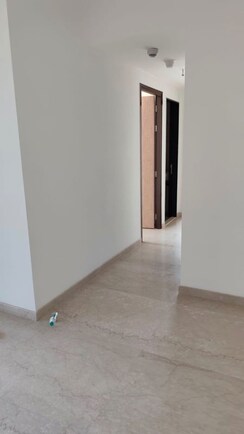 3 BHK + Servant Room Apartment For Rent in Piramal Mahalaxmi