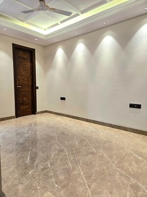 Room in 4 BHK Builder Floor at Ansal API Esencia, Sector 67 – for Sale