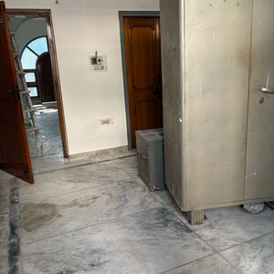 Room in 3 BHK Independent House at Sector 6 – for Rent