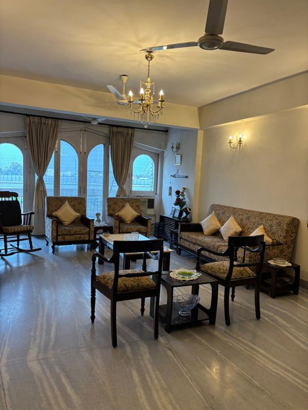 3 BHK + Pooja Room Builder Floor For Rent in East Of Kailash