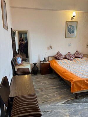 Living Room in 3 BHK Builder Floor at East Of Kailash – for Rent