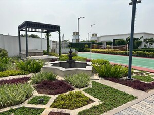  Plot For Sale in BPTP Parkland Pride, Sector 77